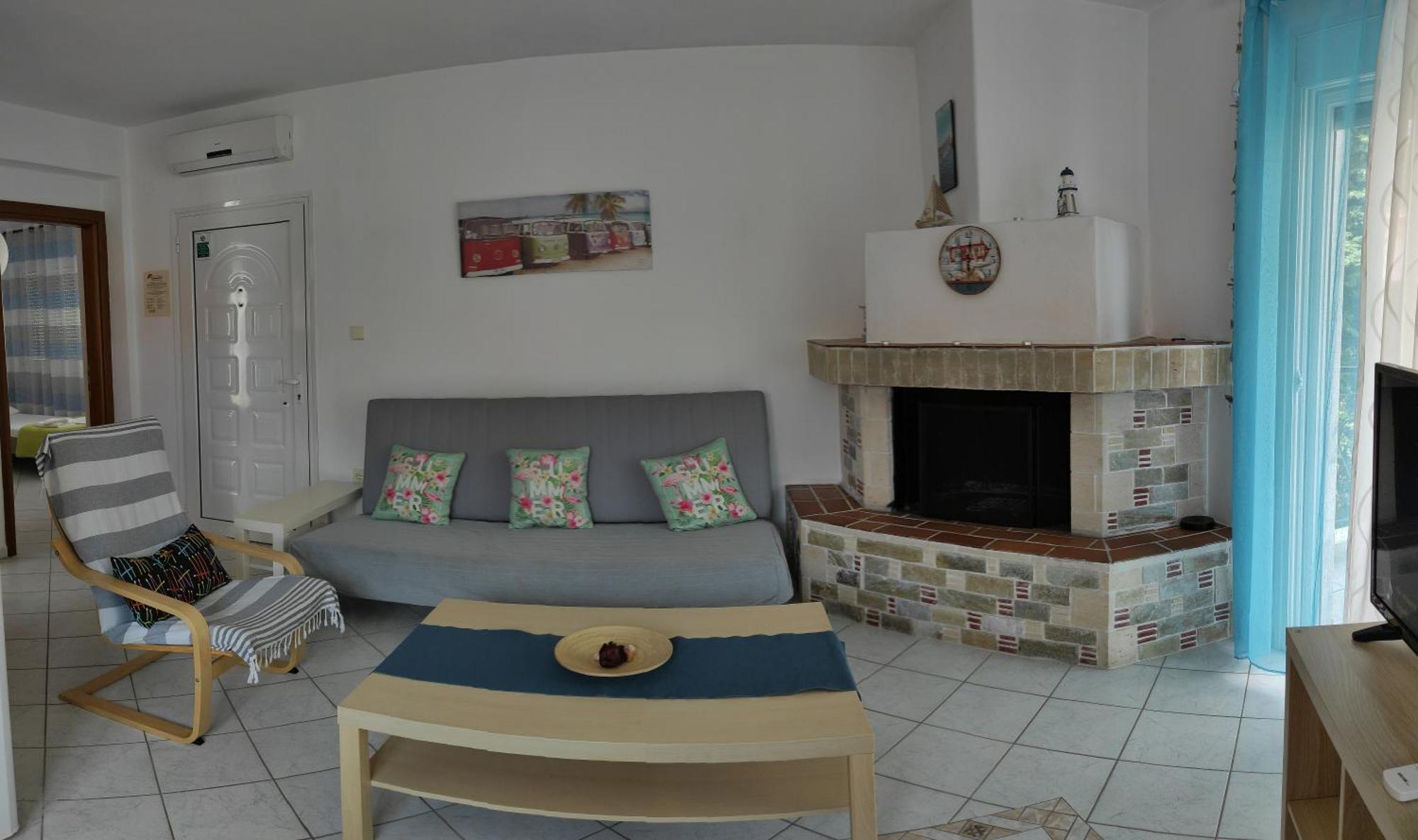 Roses Rt Apartments Skioni I Nea Skioni Dış mekan fotoğraf