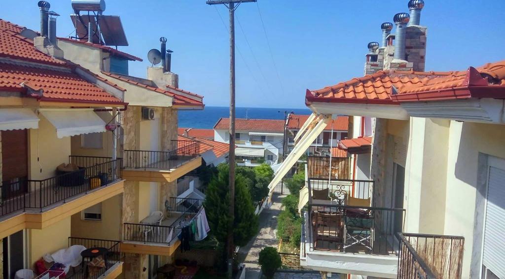 Roses Rt Apartments Skioni I Nea Skioni Dış mekan fotoğraf