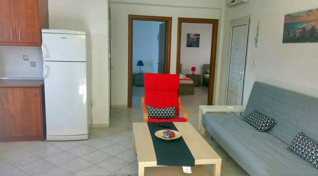 Roses Rt Apartments Skioni I Nea Skioni Dış mekan fotoğraf