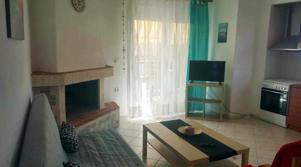 Roses Rt Apartments Skioni I Nea Skioni Dış mekan fotoğraf