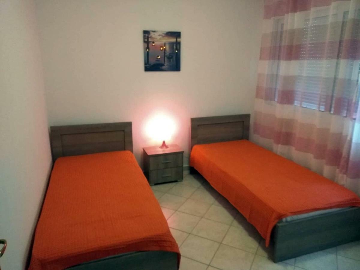 Roses Rt Apartments Skioni I Nea Skioni Dış mekan fotoğraf